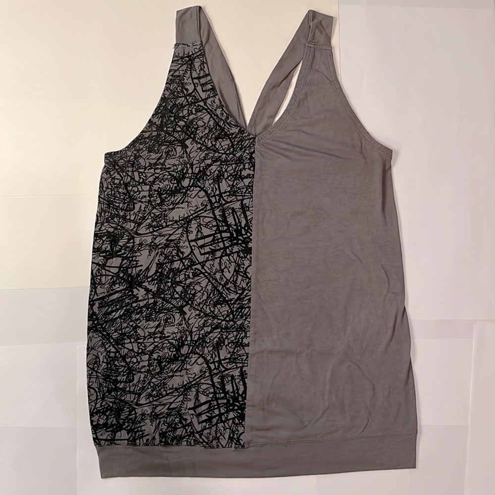 Zumba fitness tank top woman’s size medium grey black Zin instructor workout top